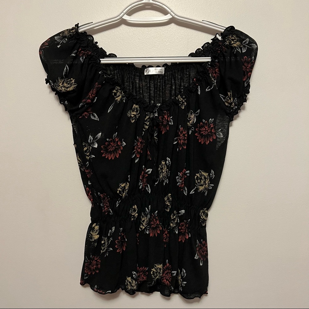 Beautiful floral sheer top off the shoulder